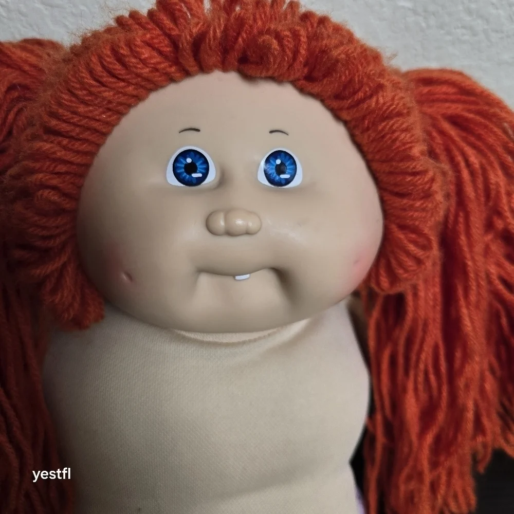 Coleco Cabbage Patch Kids Doll Single Top Tooth, carrot hair,blue eyes